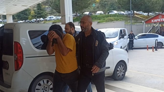 Amasya Polisinden Telefon Dolandırıcılarının ‘Beyin Takımı’na Operasyon: 5 Tutuklama