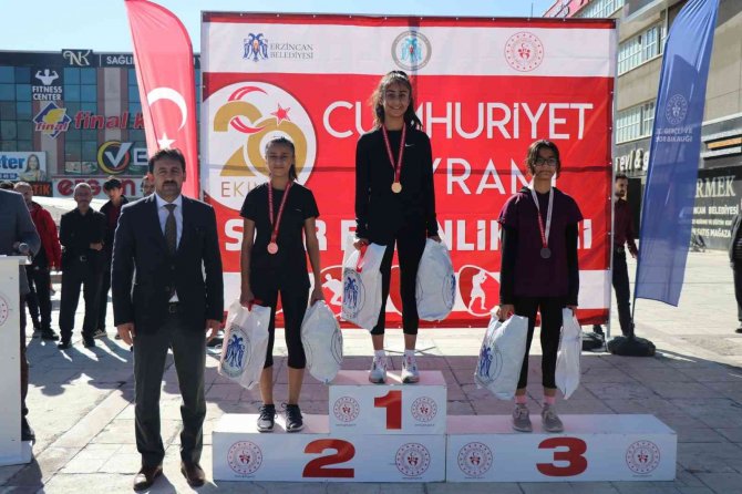 Erzincan’da Cumhuriyet Koşusu Yapıldı
