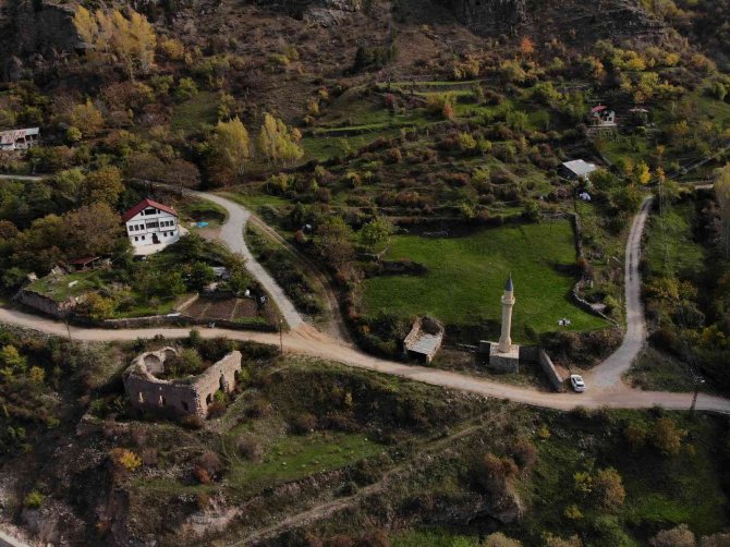Gümüşhane’nin Öksüz Minareleri