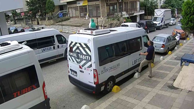 Kadıköy’de 30 Yıllık Arkadaşına Kurşun Yağdırdı