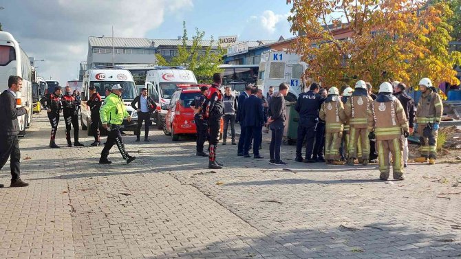 İ̇kitelli Esenler Sanayi Sitesindeki Bir İşyerinde Patlama