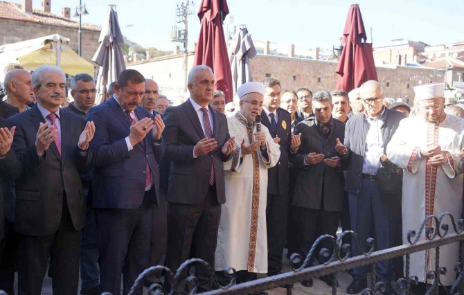 Nasrullah Kadı’nın Mezarı, 62 Yıl Sonra Asıl Yerine Nakledildi