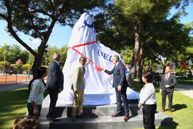 Hayatpark’a Atatürk Anıtı