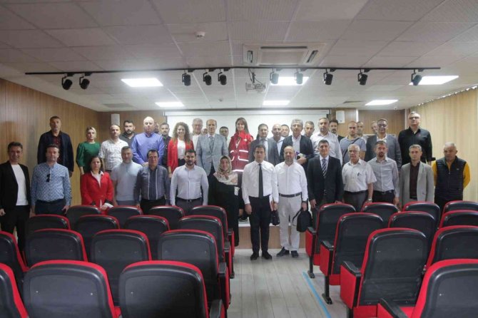 “Merhamet Kanımızda Var” Projesi Bilgilendirme Toplantısıyla Başladı