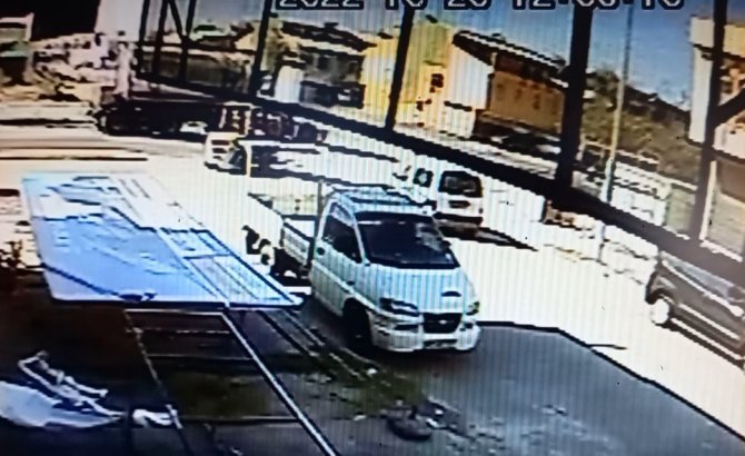 Konya’da Motosiklet Tır İle Çarpıştı: 2 Ölü
