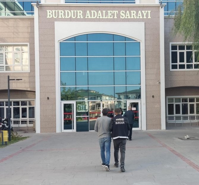 Burdur Emniyetinden Narkotik Operasyonu: 2 Tutuklama