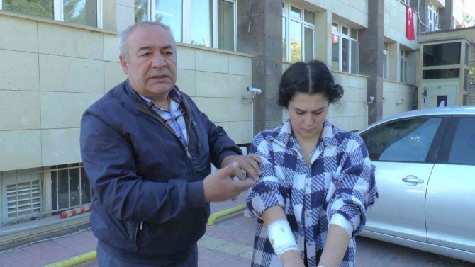 Üniversiteli Genç Kız Dehşeti Yaşadı