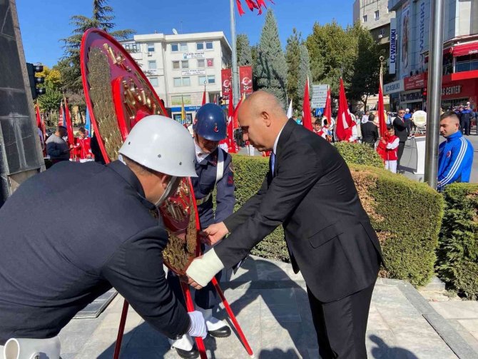 29 Ekim Cumhuriyet Bayramı Kutlanıyor