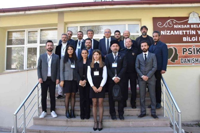 Uluslararası “Türk Tarihi Ve Niksar Sempozyumu” Açılışı Yapıldı