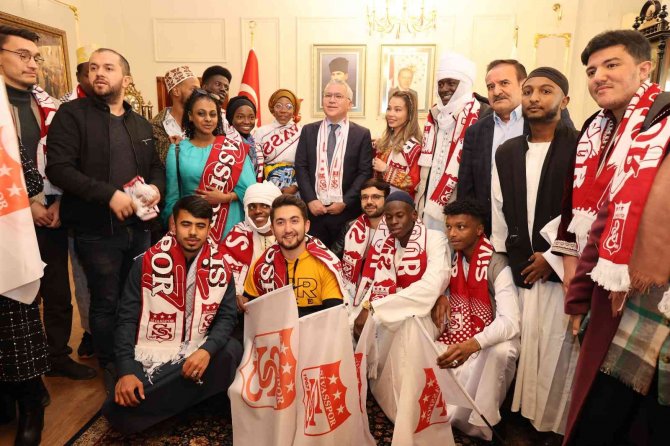 Uluslararası Öğrenciler, Sivasspor-cluj Maçına Renk Kattı
