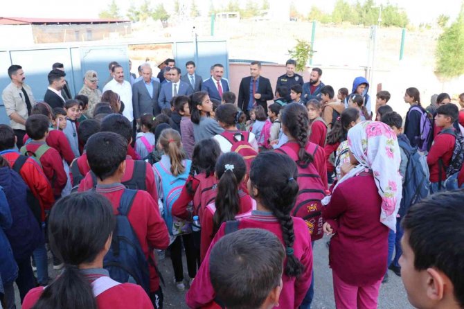 Köy Yolları Asfaltlandı