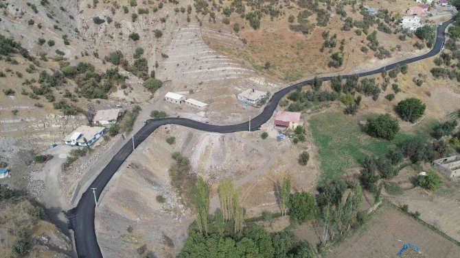 Şırnak’ta Köy Yolları Sıcak Asfaltla Buluşuyor