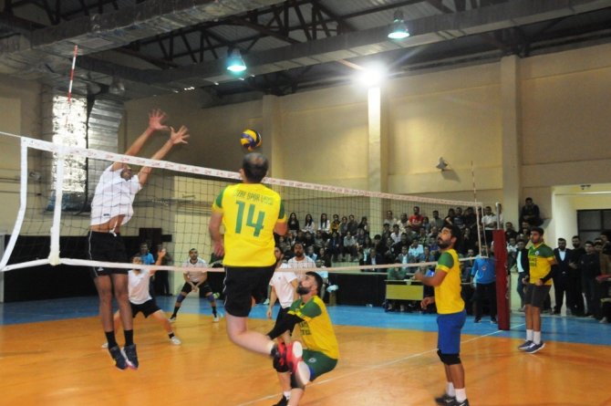 Cizre’de Kurumlar Arası Voleybol Turnuvası Sona Erdi