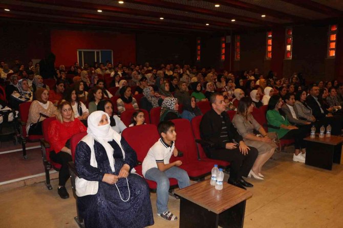 Silopi’de Kanserde Erken Teşhis Semineri Düzenlendi