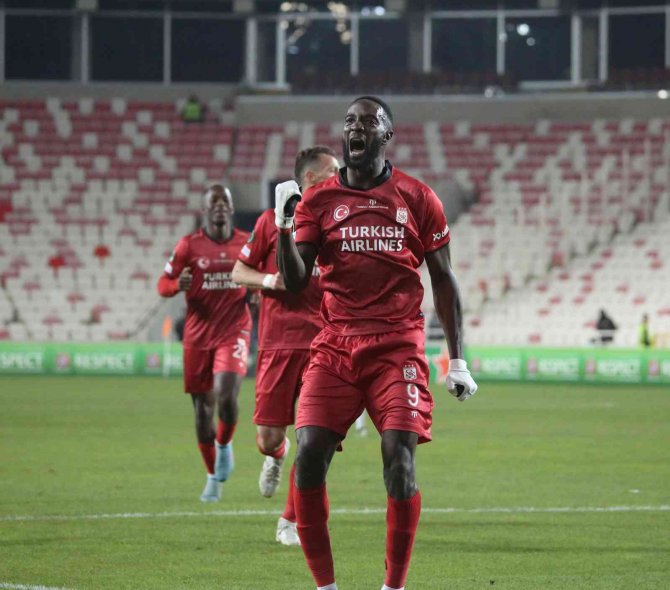 Sivasspor’da Yatabare Gol Sayısını 4’e Çıkardı