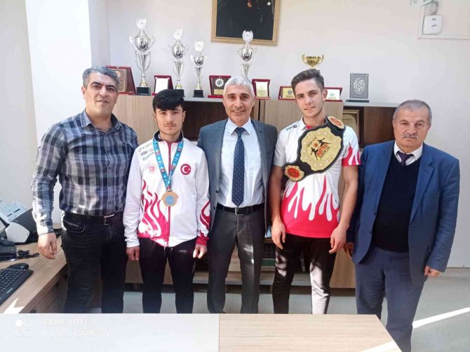 Bitlisli Sporculardan Büyük Başarı
