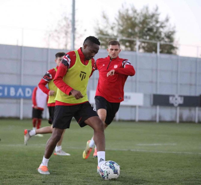 Sivasspor, Antalyaspor Maçı Hazırlıklarına Başladı