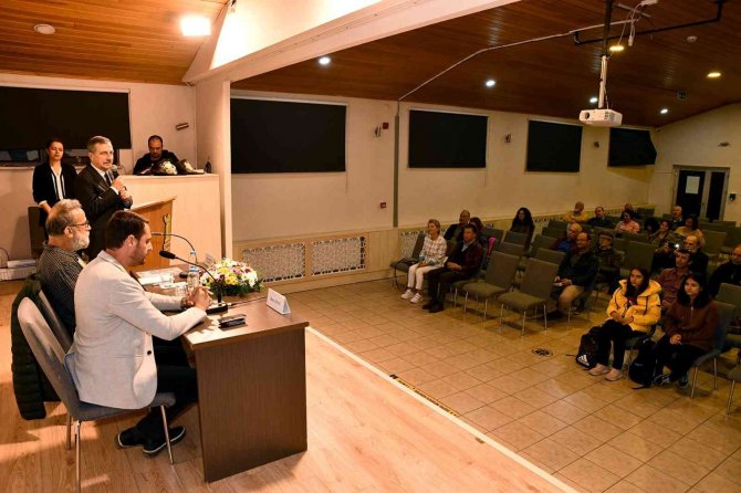 Kent Ve Kültür Söyleşileri’nin Konuğu Gazeteci Barış İ̇nce Oldu