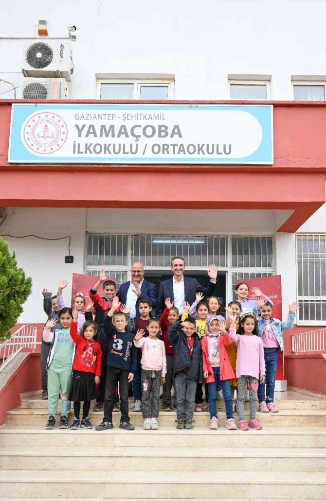 ‘Yarını Kodlayanlar’ Projesinden 30 Köy Okuluna Teknoloji Sınıfı