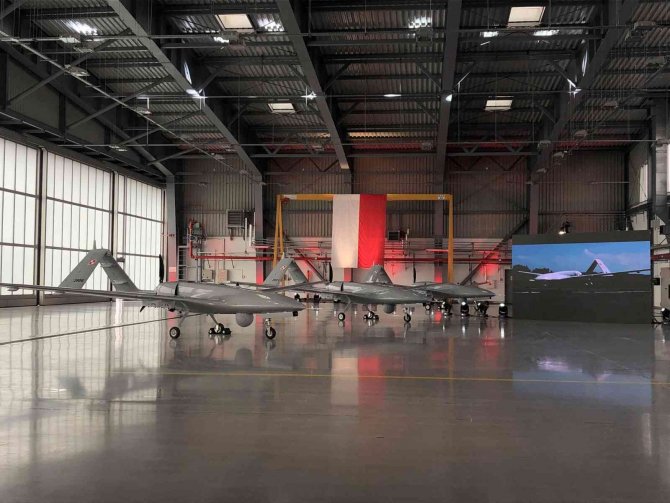 Polonya’ya Bayraktar Tb2 Si̇ha’ların İlk Teslimatı Yapıldı