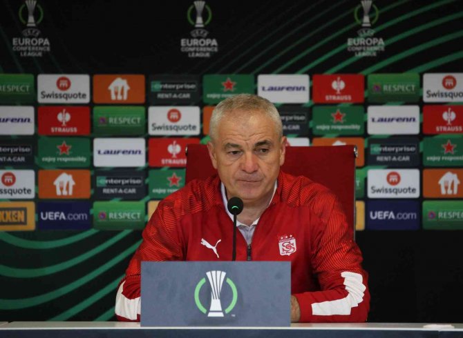 Rıza Çalımbay: “Takımımla Gurur Duyuyorum”