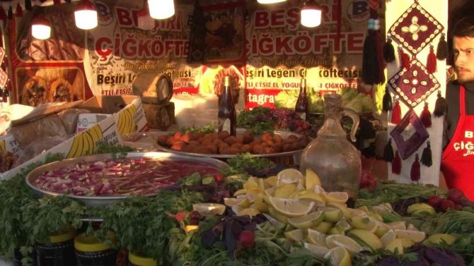 Türkiye’nin Tüm Yöresel Lezzetleri Üsküdar’da Buluştu