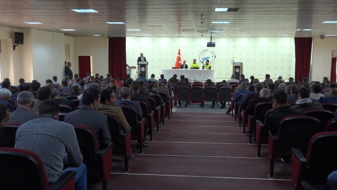 Erciş’teki Servis Şoförleriyle Toplantı Yapıldı