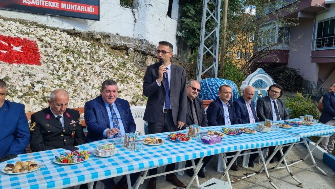 Köy Meydanına Hayırseverlerin Desteğiyle Taş Fırın Yaptırıldı