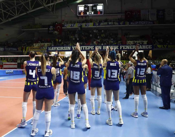 Fenerbahçe, Vakıfbank’a Kredi Vermedi