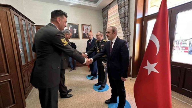 Vali Epcim, Tebrikleri Kabul Etti