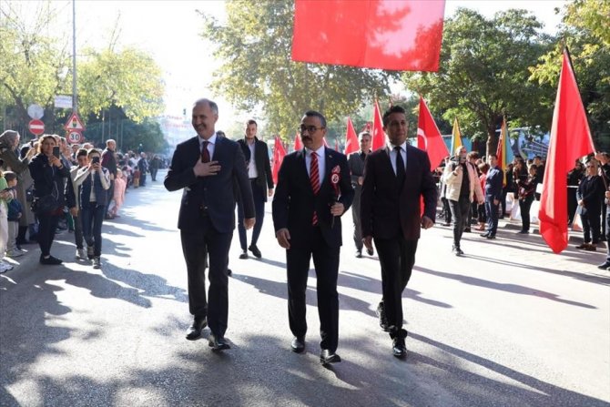 İ̇negöl’de Cumhuriyetin 99 Yılı Coşkuyla Kutlandı