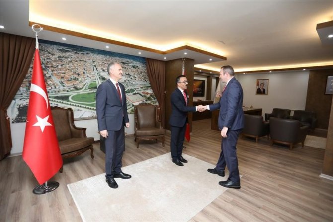 İ̇negöl’de Cumhuriyetin 99 Yılı Coşkuyla Kutlandı