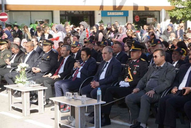 Çivril’de Cumhuriyet Bayramı Coşkuyla Kutlandı