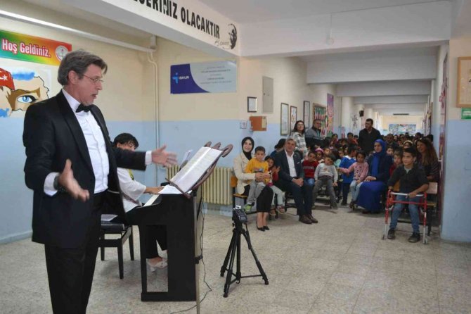 Karacasu Alemler Köyü’nün Çocukları Hayatlarında İlk Kez Opera İle Tanıştı