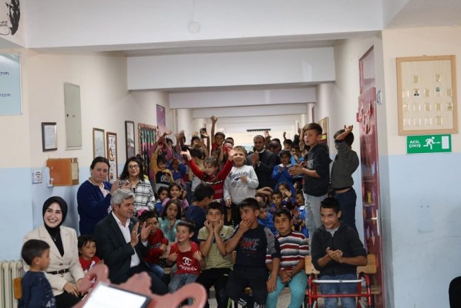 Karacasu Alemler Köyü’nün Çocukları Hayatlarında İlk Kez Opera İle Tanıştı