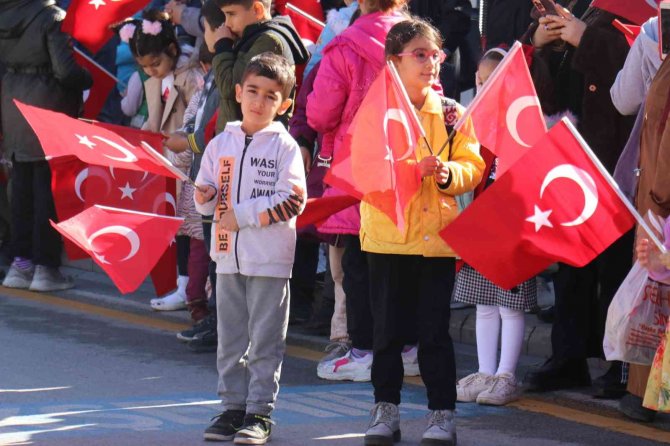 Malatya’da Cumhuriyet Bayramı Coşkusu