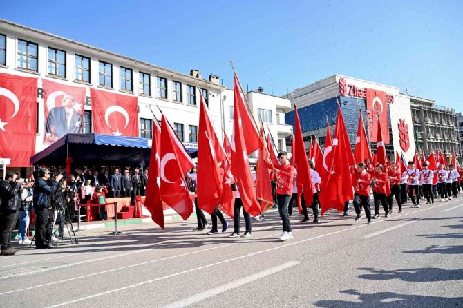 Bursa’da Cumhuriyet Bayramı Coşkusu