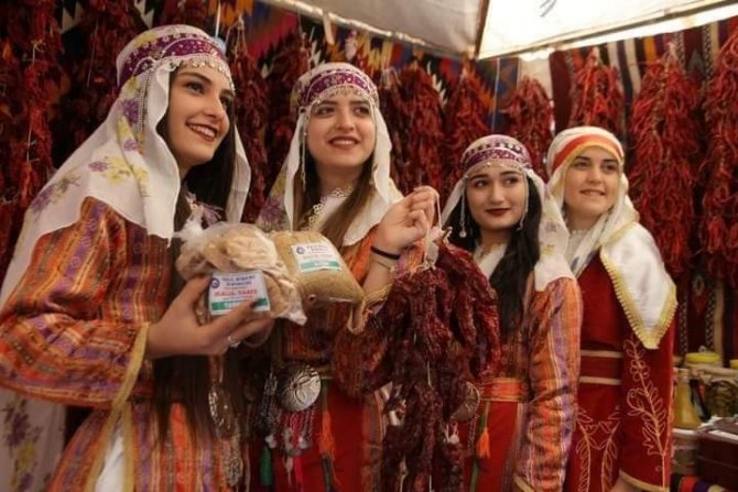 Kale’nin Yöresel Ürünleri Görücüye Çıktı