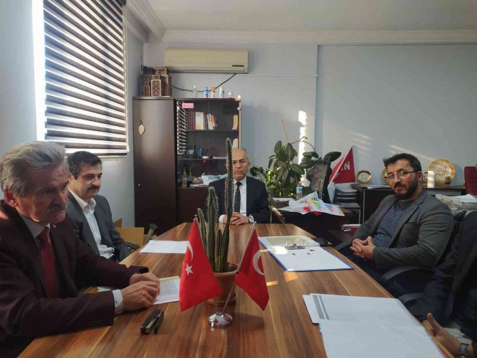 ‘Başarıya Bir Adım’ Projesi Okul Toplantıları Başladı