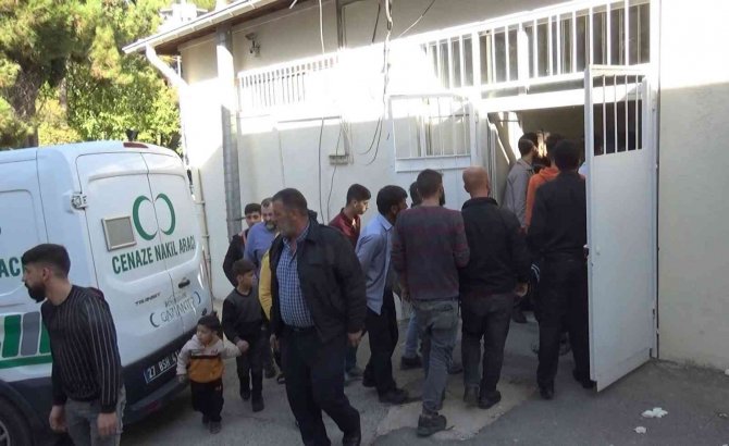 Tedavi İçin Geldiği Hastanede Sedyeden Düşen Hasta Hayatını Kaybetti