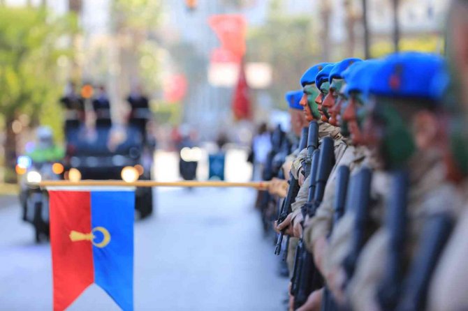 Hatay’da Türk Komandolarının Gösterisi Gururlandırdı