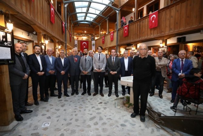 Atatürk’ün Hayatını Anlatan Sergi İ̇negöl’de Açıldı