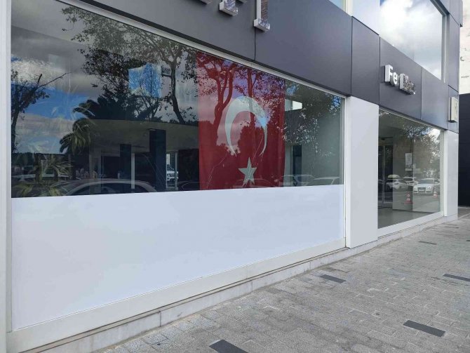 Milyonluk Araca Silahlı Saldırı