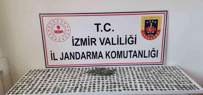 İ̇zmir’de Jandarmadan Tarihi Eser Kaçakçılarına Operasyon