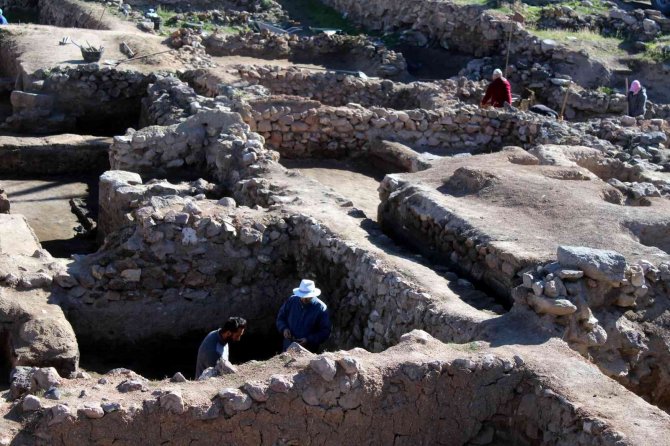 Kültepe’de 4 Bin 500 Yıllık Parmak İzleri Bulundu