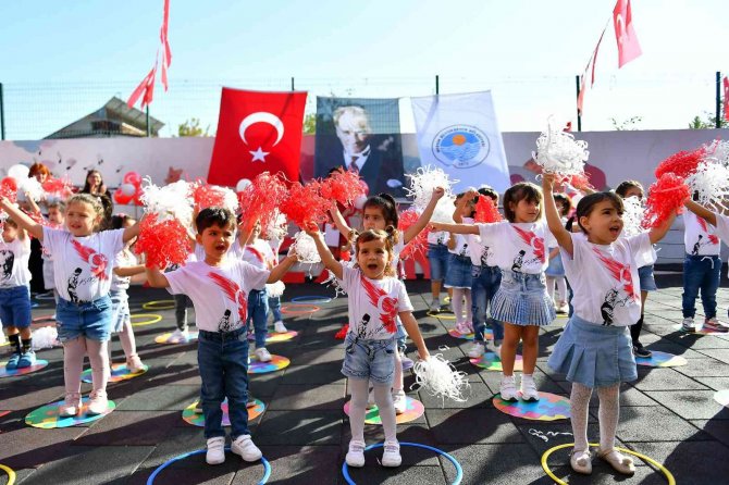 Miniklerden Cumhuriyet Bayramı’nda Coşkulu Kutlama