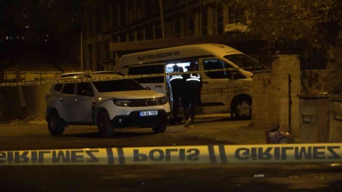 Maltepe’de Düğünde Husumetli İki Aile Arasında Silahlı Çatışma: 1’i Ağır 5 Yaralı