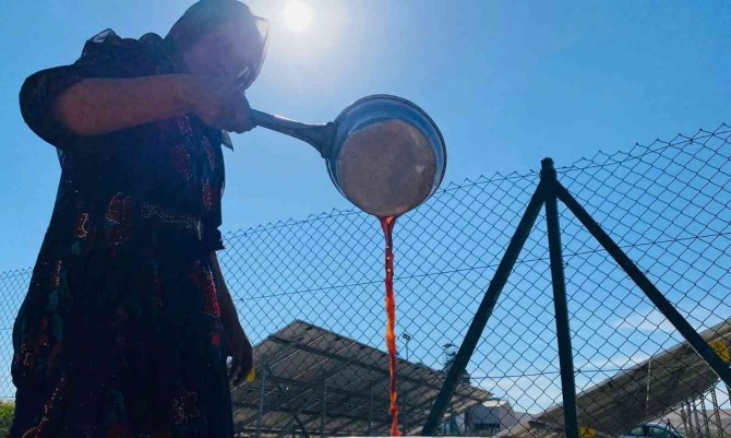 Şanlıurfa’da Nar Ekşisi Mesaisi Başladı