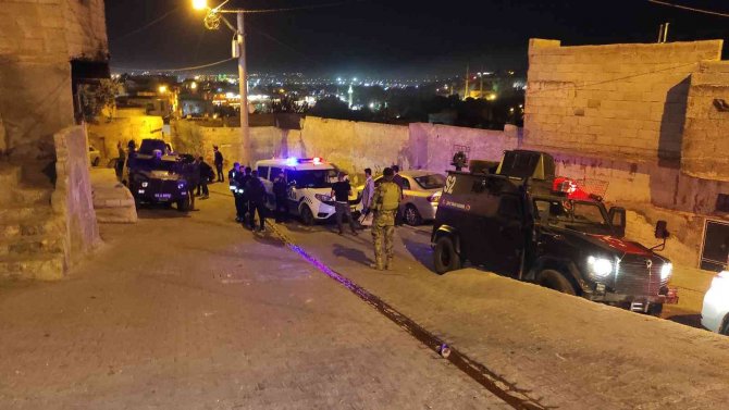 Şanlıurfa’da Metruk Yapılarda Uyuşturucu Operasyonu: 8 Gözaltı