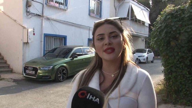 İ̇stanbul’da Şarkıcı Fenomenin Aracına Silahlı Saldırı Kamerada